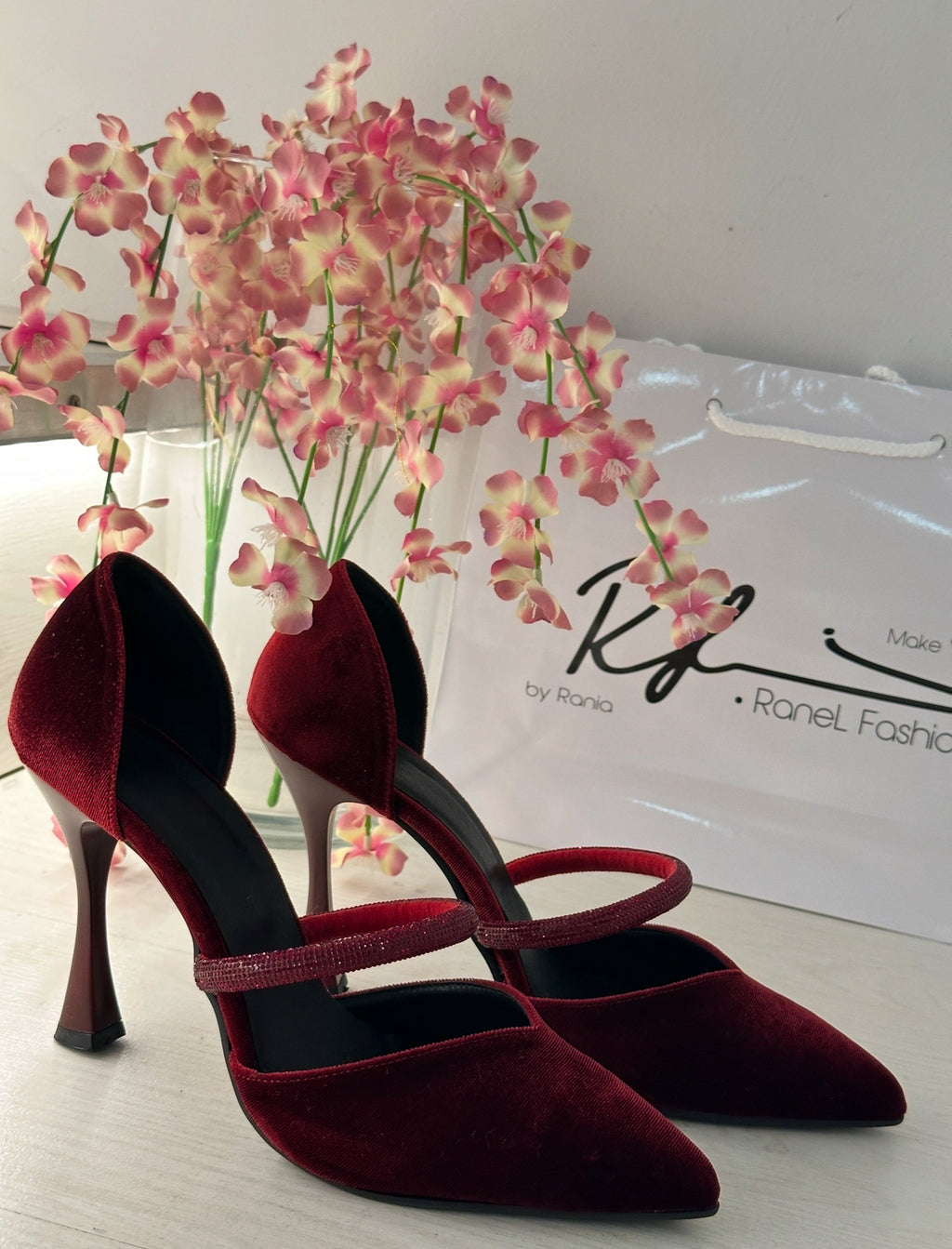 Μπορντό γόβα με στρας