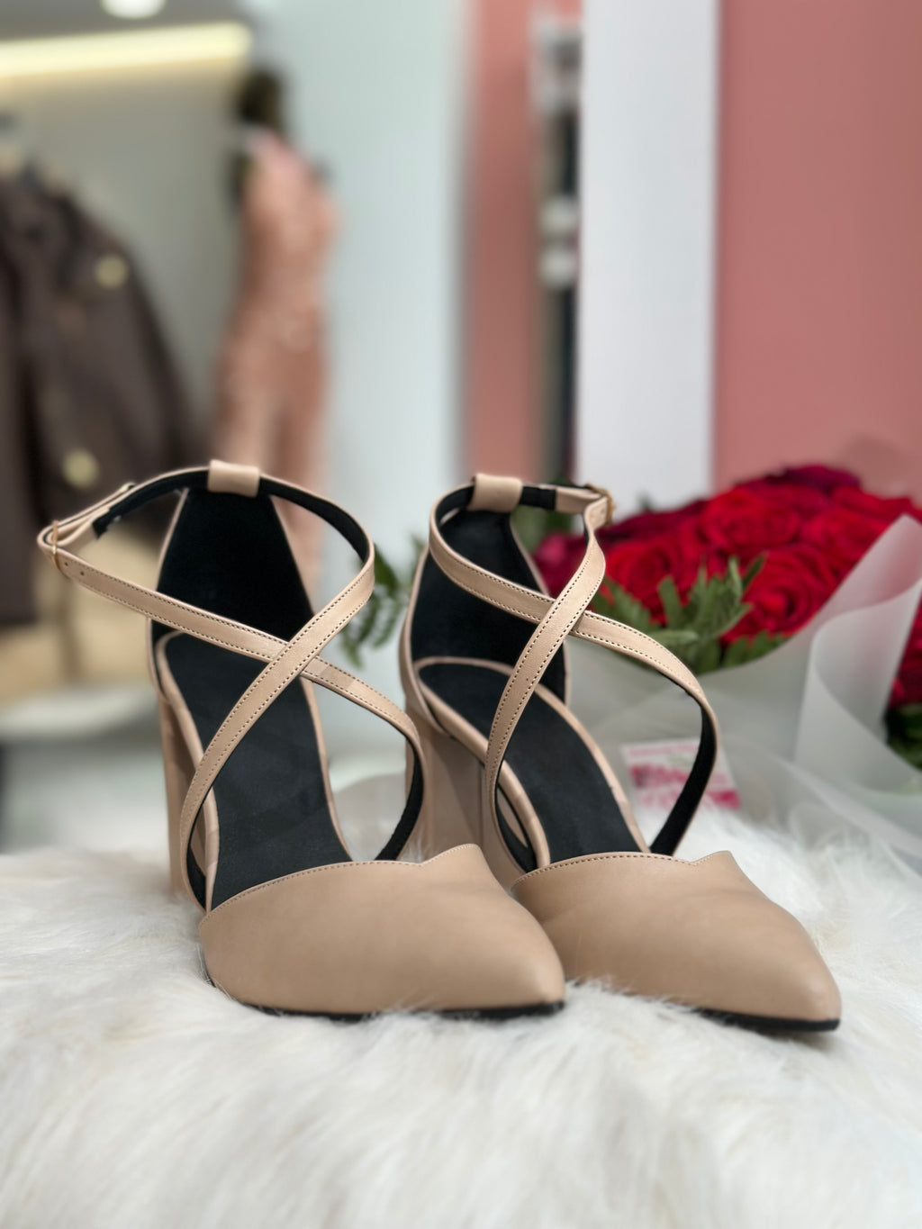 Μπεζ τακούνι