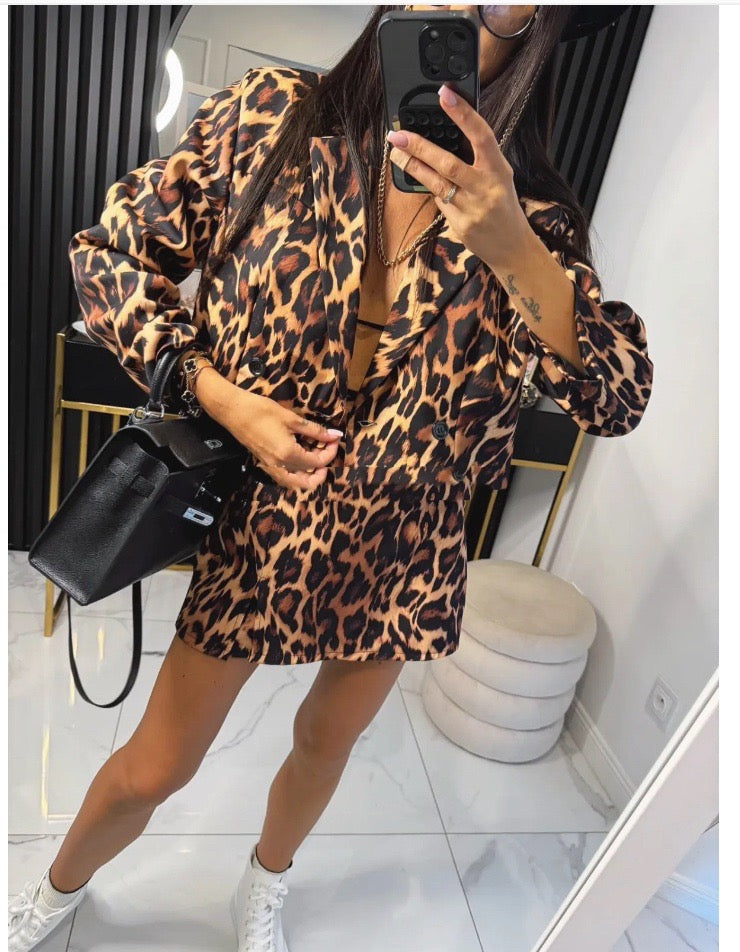 Σετ φούστα σορτς κοντό σακάκι