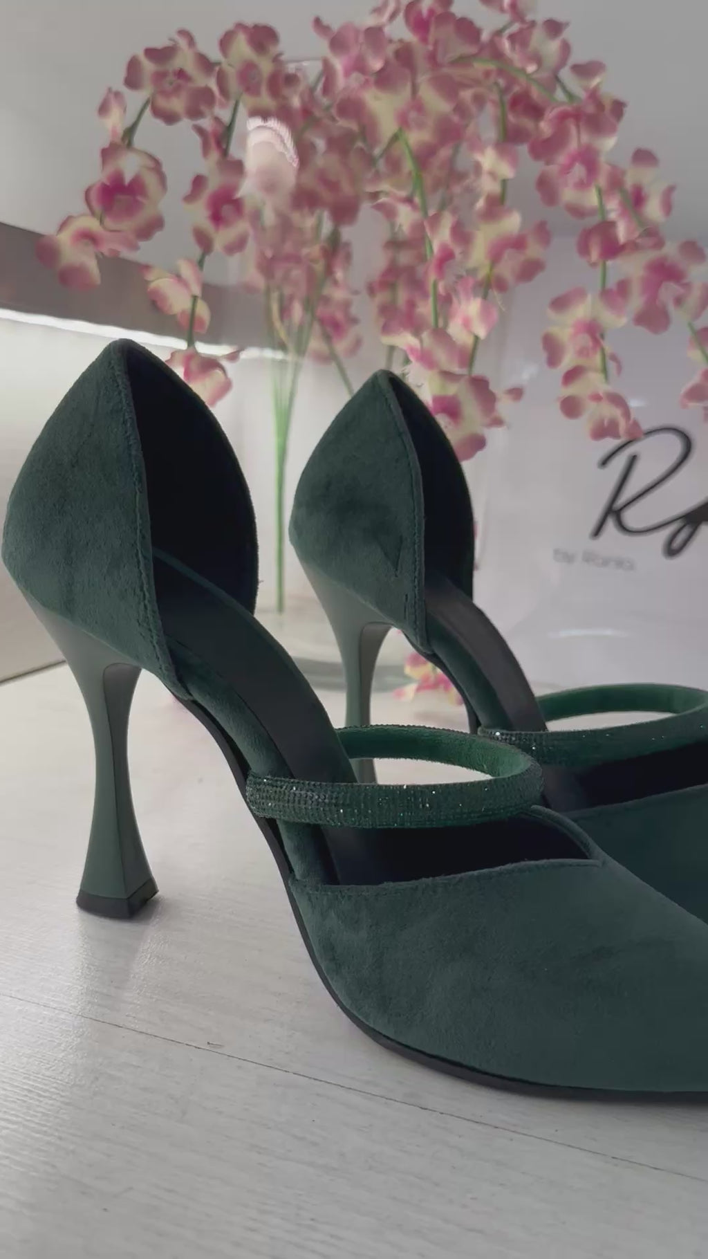 Κυπαρίσσι στρας γόβα