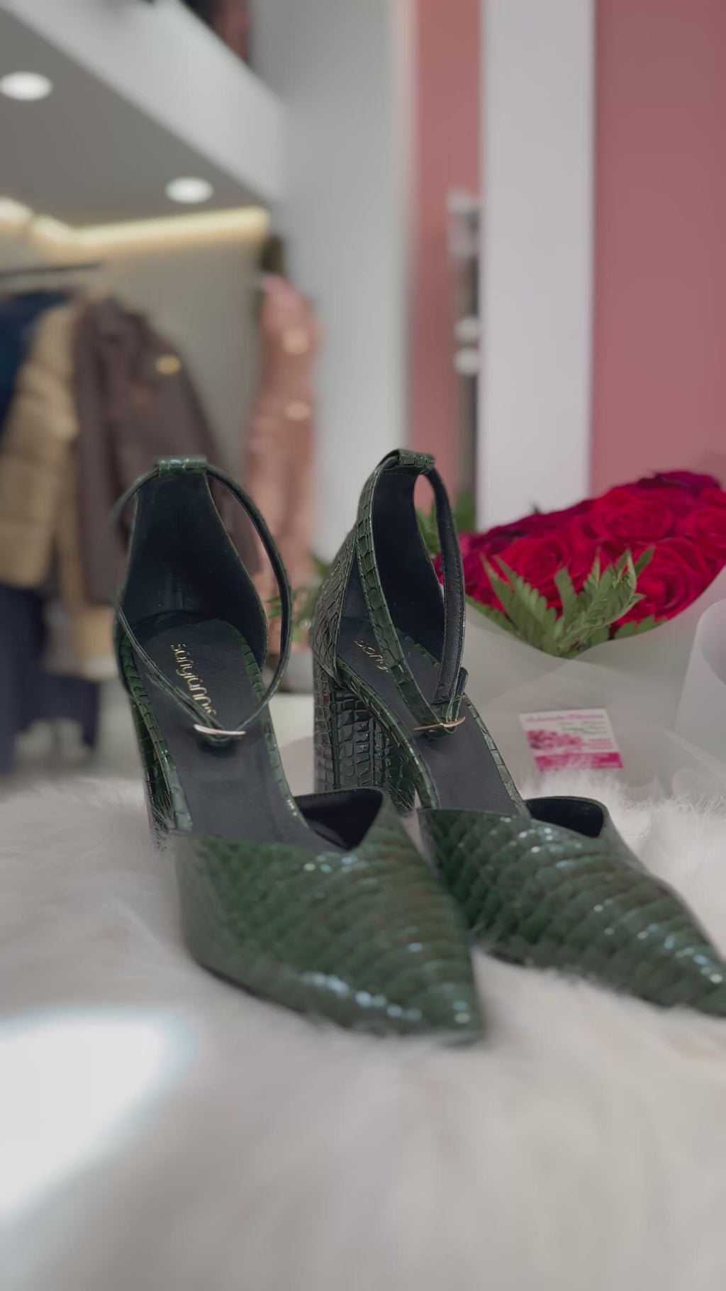 Γόβα λουστρίνι Croco