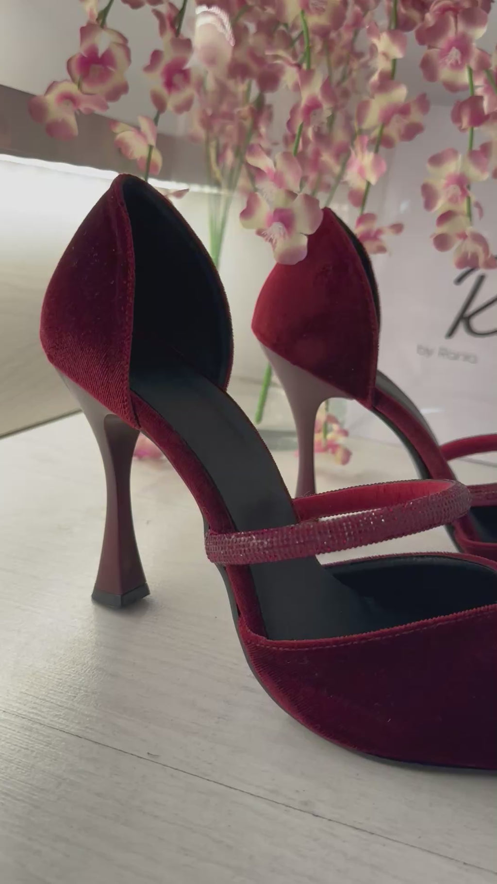 Μπορντό γόβα με στρας