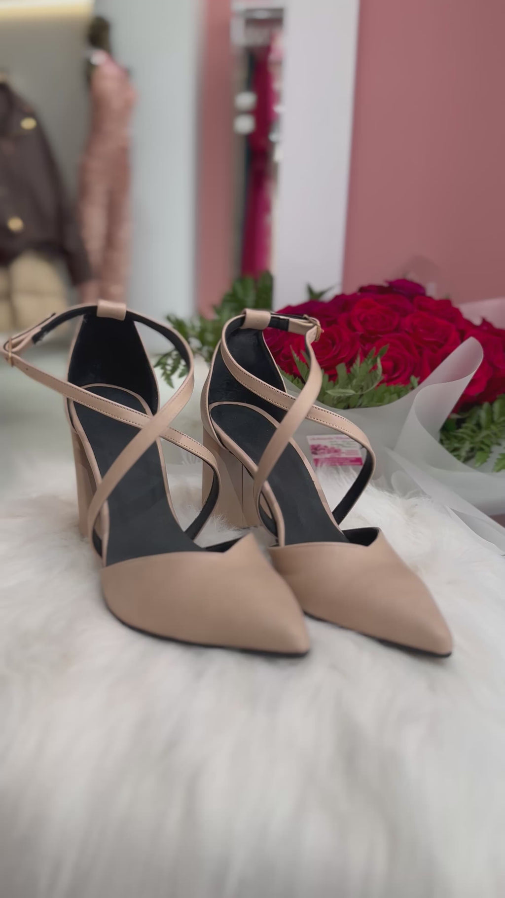 Μπεζ τακούνι